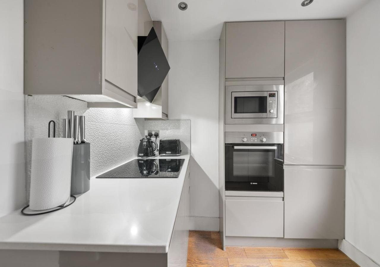 Sg, Cosy Apartment In Paddington Central Londen Buitenkant foto