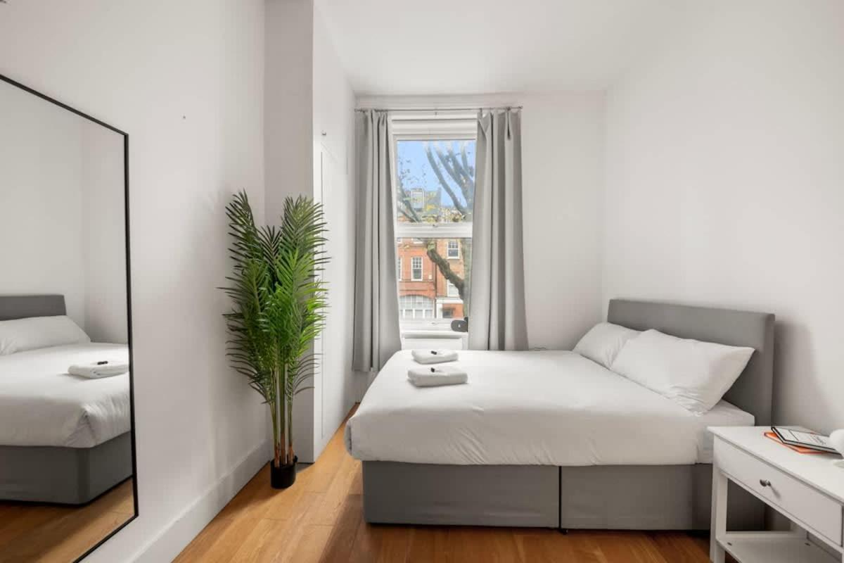 Sg, Cosy Apartment In Paddington Central Londen Buitenkant foto